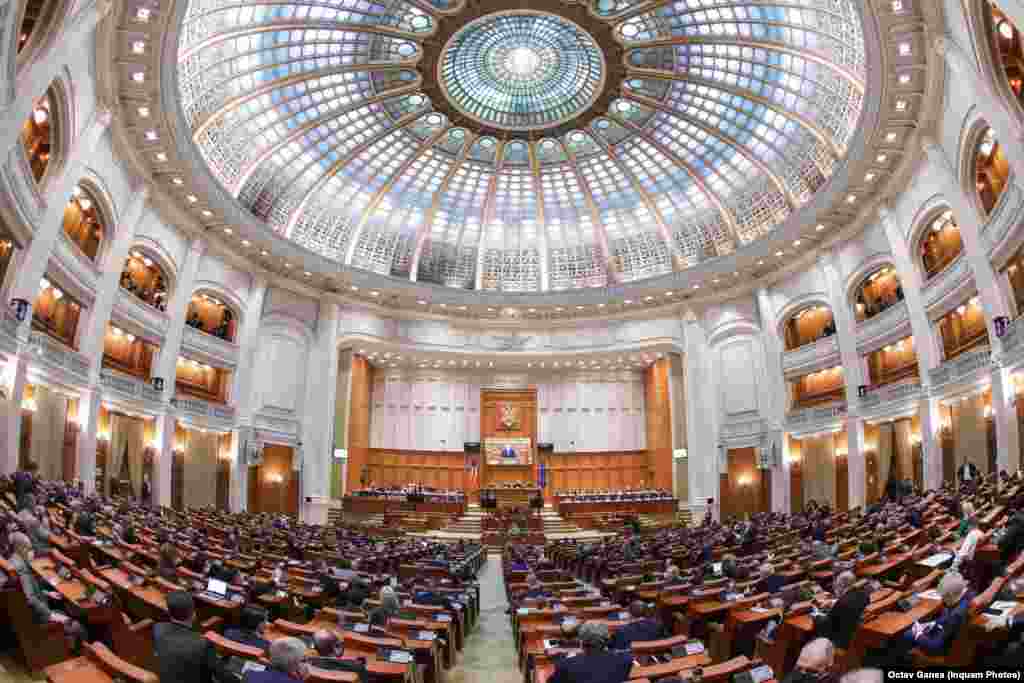 Cele mai importante legi adoptate în legislatura 2020-2024: Legea digitalizării administrației publice (Legea nr. 232/2022), Legea tranziției către energia verde (Legea nr. 17/2022 ), Legea siguranței cibernetice (Legea nr. 123/2023), Legea prevenirii și combaterii schimbărilor climatice (Legea nr. 203/2022), Legea pensiilor (Legea nr. 360/2023).