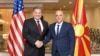 I dërguari amerikan për Ballkanin Perëndimor, Gabriel Escobar me kryeministrin e Maqedonisë së Veriut, Dimitar Kovaçevski.