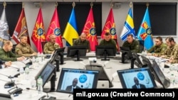 Претставници на Украина за време на виртуелната средба на Контакт групата за одбрана на Украина во формат Рамштајн. Киев, 23 јануари 2024 година.