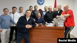 Кемпир-Абад иши боюнча айыпталып тергөө абагында жаткандар. Калгандары үй-камагында.