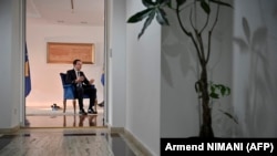 Kryeministri Albin Kurti në ambientet e Qeverisë së Kosovës. Fotografi nga arkivi. 