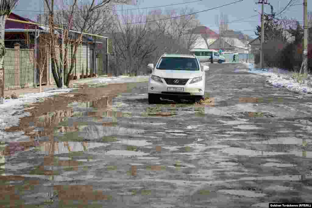 Конушта ички жолдордун көбү оңдоло элек. 