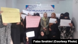 طالبان زنان را از تحصیل و فعالیت های اجتماعی و ورزشی منع کرده اند