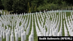 Memorijalni centar Potočari gdje su ukopane žrtve srebreničkog genocida. 
