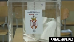 U slučaju da ne dođe "do pravovremenih razgovora koji će rezultirati dogovorom, sasvim izvesno će doći do produbljivanja političke krize u zemlji", poručila je opoziciona koalicija "Srbija protiv nasilja".