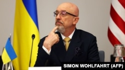 Міністр оборони Олексій Резніков під час прессконференції 28 серпня розповів, чи звільнятиме працівників свого відомства через можливі звинувачення в корупції