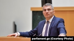 მამუკა მდინარაძე, საპარლამენტო უმრავლესობის ლიდერი. 