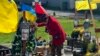 Поховання українських захисників на Полі почесних поховань у Львові