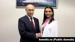 Аналітики звернули увагу на зустріч проросійської очільниці Гагаузії Євгенії Гуцул із президентом РФ Володимиром Путіним у Сочі 6 березня