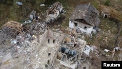 Раніше сьогодні у поліції повідомили, що кількість загиблих унаслідок російського ракетного удару по селу Гроза сягнула 53