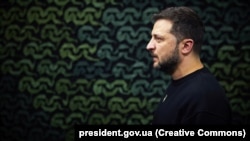 На думку президента Володимира Зеленського, «культуру ненависті» пропагують державні медіа та представники влади