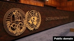 Україна подала позов до суду ООН 26 лютого 2022-го зі скаргою, що РФ зловживає Міжнародною конвенцією про запобігання геноциду для виправдання повномасштабного вторгнення