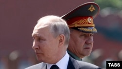 Президент Росії Володимир Путін і міністр оборони РФ Сергій Шойгу (архівне фото)