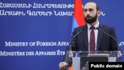 Министр иностранных дел Армении Арарат Мирзоян (архи)