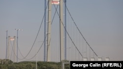 Podul suspendat de peste Dunăre a fost inaugurat, cu fast, pe 6 iulie 2023.