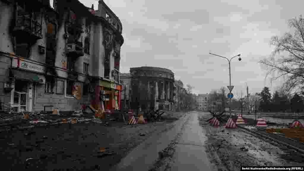 Centrul orașului Bahmut, în regiunea Donețk, fotografiat pe 25 februarie 2023.