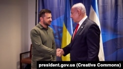 Архівне фото. Президент України Володимир Зеленський (ліворуч) і прем’єр-міністр Ізраїлю Біньямін Нетаньягу, Нью-Йорк, вересен 2023 року