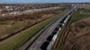 За інформацією, українських прикордонників, найдовша черга з вантажівок у Медиці – 1200, у Гребенному пів тисячі, у Корчові – майже тисяча машин