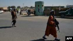 د هرات په ګذرې ولسوالۍ کې طالبان د ګزمې په حال کې - انځور له ارشیفه