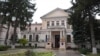Blocul I de studii al Academiei de Muzică, Teatru și Arte Plastice din Chișinău este monument istoric.