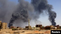 Kartum u dimu, Sudan, 1. maj 2023.