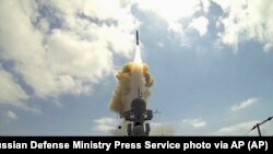 Загальний залп складає до чотирьох крилатих ракет