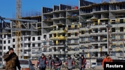 Російське будівнитство в окупованому Маріуполі, лютий 2023 року