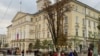 З 18 жовтня у всіх школах Львова – канікули, для бізнесу обмеження посилюються