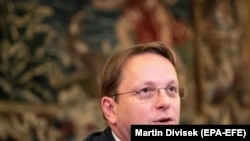 Comisarul european pentru vecinătate, Oliver Varhelyi, Praga, februarie 2020.