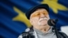 Лех Валенса заявив про намір їхати «захищати Київ»