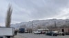 Кыргыз-тажик чек арасы: эки тараптан бирден адам жараат алды 