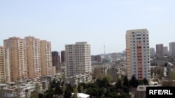 Bakıda yeni tikilən hündürmərtəbəli binalar.