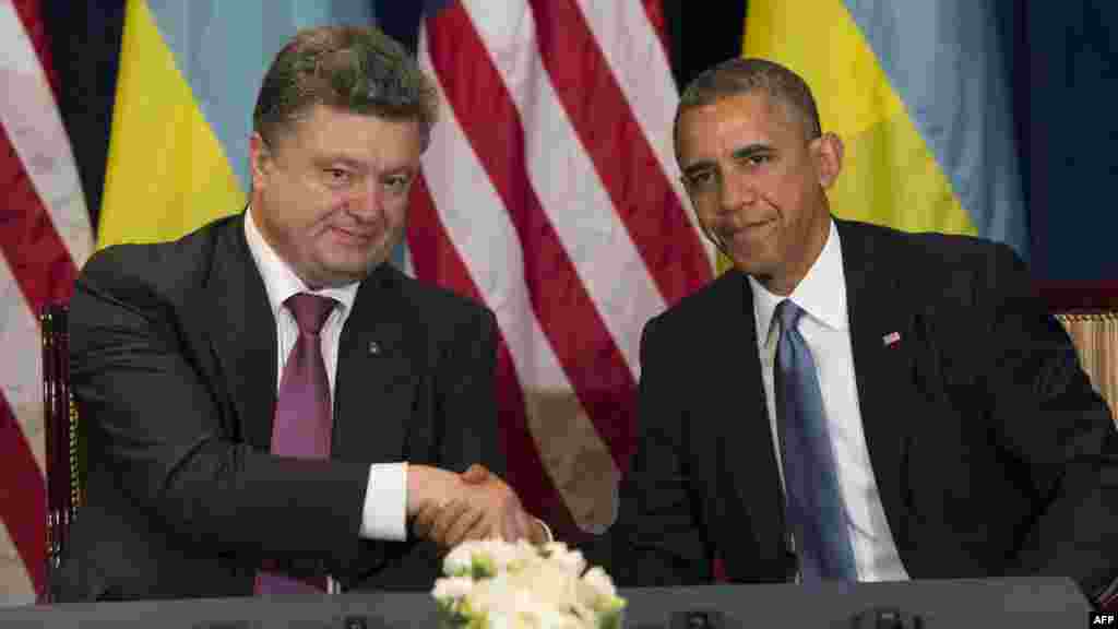Польша -- Президент США Барак Обама и избранный Президент Украины Петр Порошенко во время встречи в Варшаве 4 июня 2014 года.