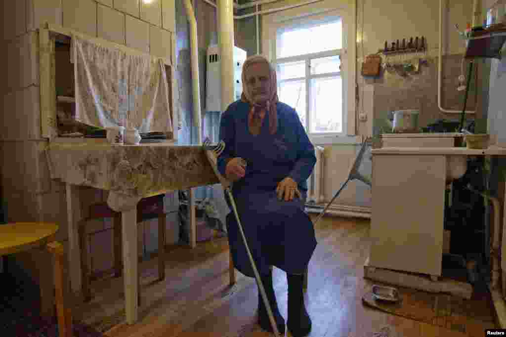 86-летняя Надежда Демидович живет в Колодищах на окраине Минска. Она была приговорена к 25 годам заключения в лагерях в России и Казахстане за то, что состояла в запрещенном "Союзе белорусской молодежи".