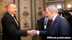 Ադրբեջանի նախագահ Իլհամ Ալիևը և Հայաստանի վարչապետ Նիկոլ Փաշինյանը, արխիվ