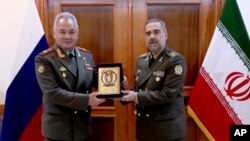 Міністри оборони Росії та Ірану Сергій Шойгу та Мохаммад Аштані