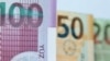 Dollar 1,57 manatı keçdi