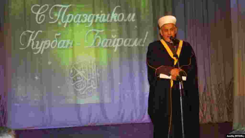 Төмән өлкәсе дини идарәсе җитәкчесе Зиннәт Садыйков
