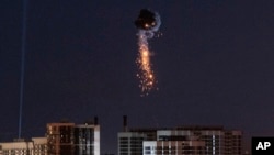 Apărarea aeriană ucraineană interceptează o dronă Shahed deasupra Kievului. 30 mai 2023. Fotografie de arhivă