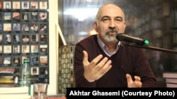 رضا کاظم زاده، روانشناس مقیم بروکسل (عکس از اختر قاسمی)
