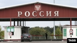 Памежны пункт пропуску ў Белгародзкай вобласьці на мяжы з Украінай. Архіўнае фота