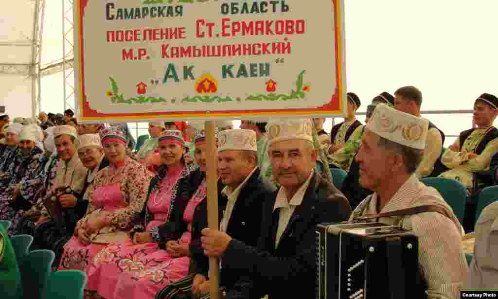 Самар өлкәсенең "Ак каен" фольклор ансамбле