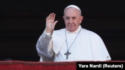 Հռոմի Ֆրանցիսկոս պապը, Վատիկան, արխիվ