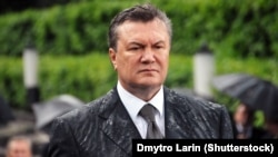 Януковича викликають до суду на 13, 14, 17 та 18 вересня