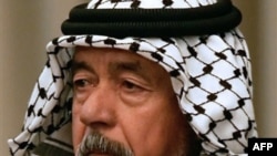 علی حسن المجيد، پسر عموی صدام حسين و معروف به علی شيميايی، در جايگاه اصلی متهمان قرار دارد.