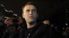 Особо следует отметить позицию восходящей звезды российской оппозиционной политики Алексея Навального