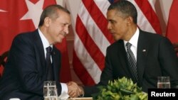 Премьер-министр Турции Реджеп Эрдоган (слева) и президент США Барак Обама