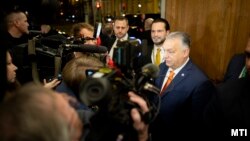 Orbán Viktor miniszterelnök nyilatkozik a Patrióták Európáért pártcsoport vezetőinek találkozója előtt a brüsszeli Magyar Házban 2024. december 19-én