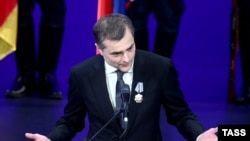 Владислав Сурков