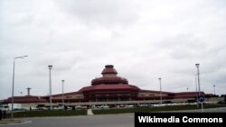 Международный аэропорт имени Гейдара Алиева в Баку